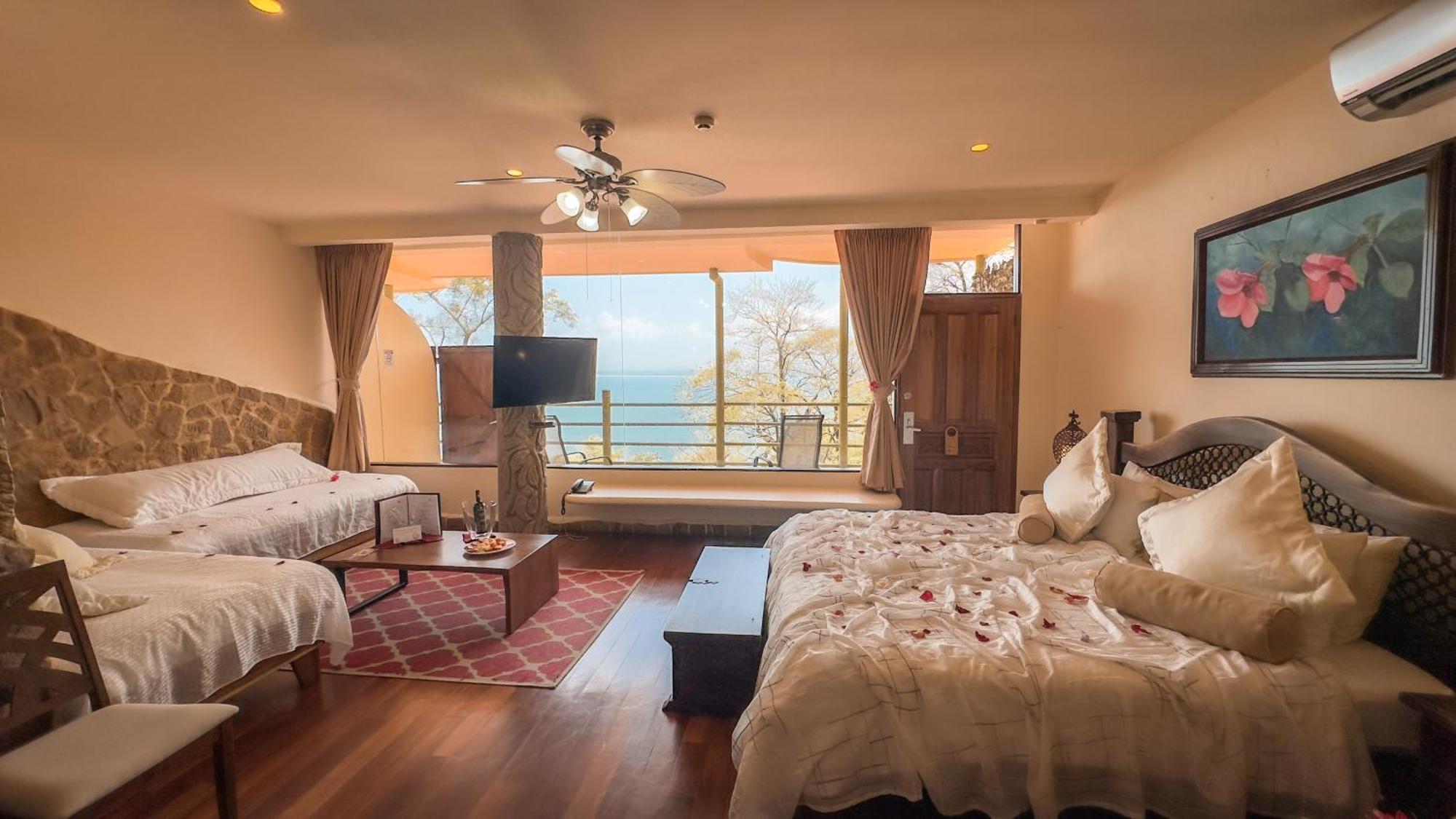 Issimo Suites (Adults Only) Manuel Antonio Exterior foto