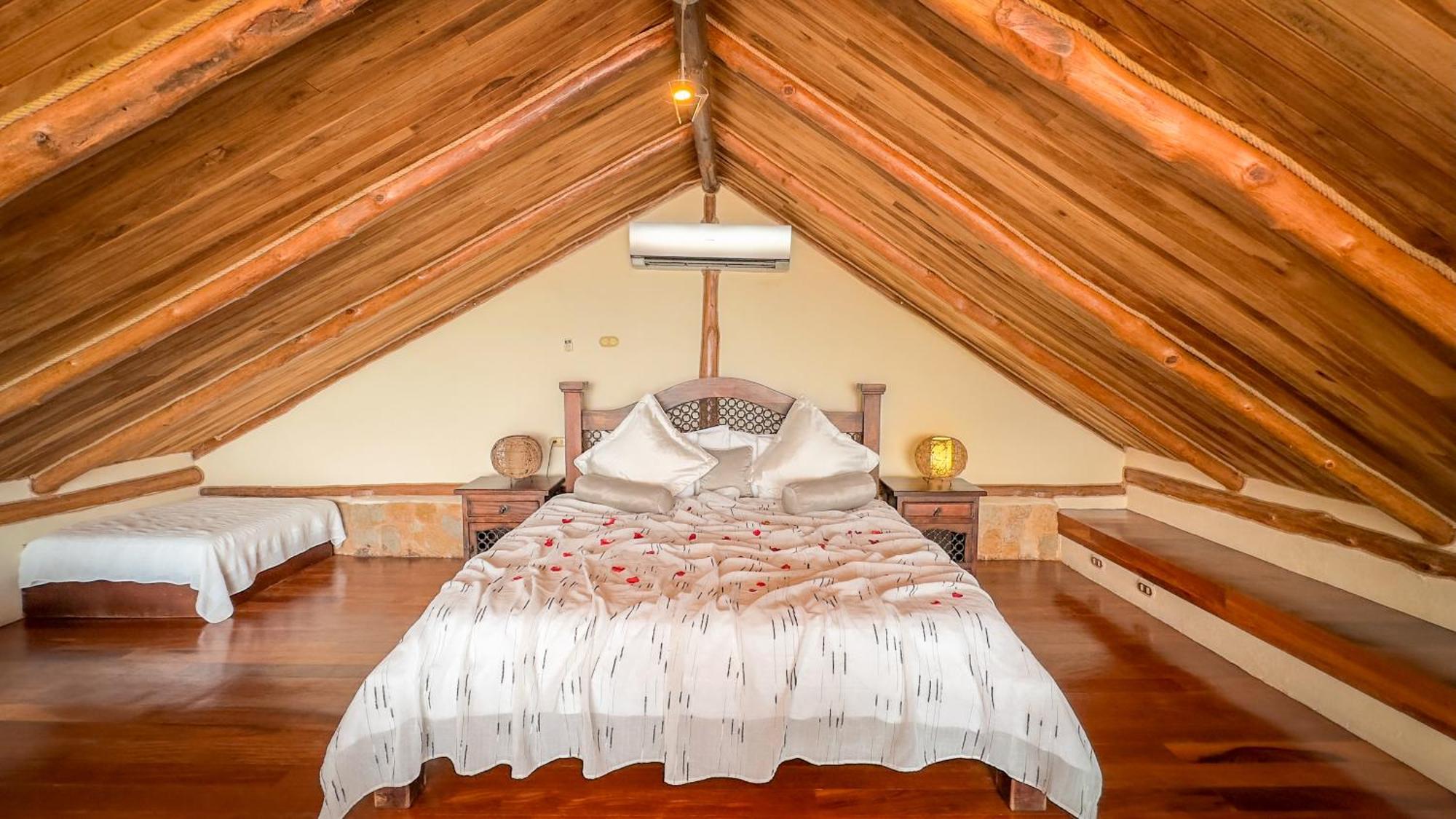 Issimo Suites (Adults Only) Manuel Antonio Exterior foto